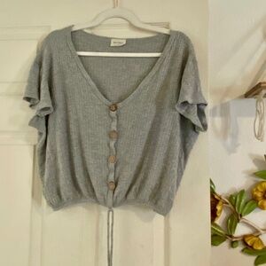 Women's L gray crop top